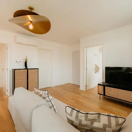 Appartement Mary Pink - No 1b - Lovely Two-bedroom Lissabon