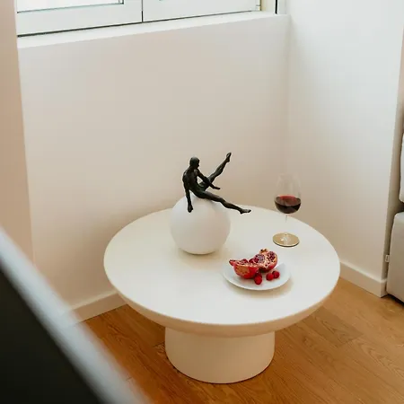 Mary Pink - No 1b - Lovely Two-bedroom * Lisbon