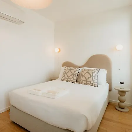 Mary Pink - No 1b - Lovely Two-bedroom Appartement Lissabon